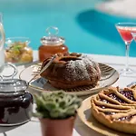 A Mykonos Отель
