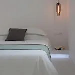 ア ミコノス 4*