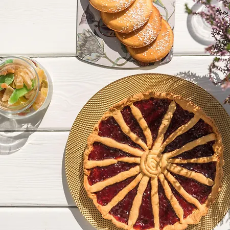 A Mykonos Ξενοδοχείο 4*